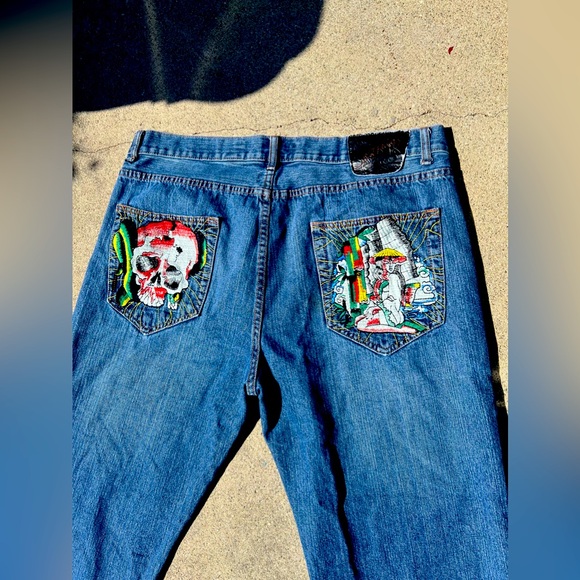 Ed hardy rare men’s jeans with detailing patches on each butt pocket - Picture 1 of 11